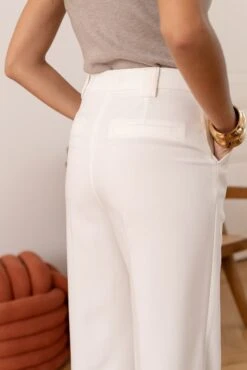 Pantalon Alba - Blanc 8 Pantalon Alba - Blanc -Borcelle C2072BBLANC3 8f16b8fd 1f0e 4ac4 8ee6 8d5a05e7f21a