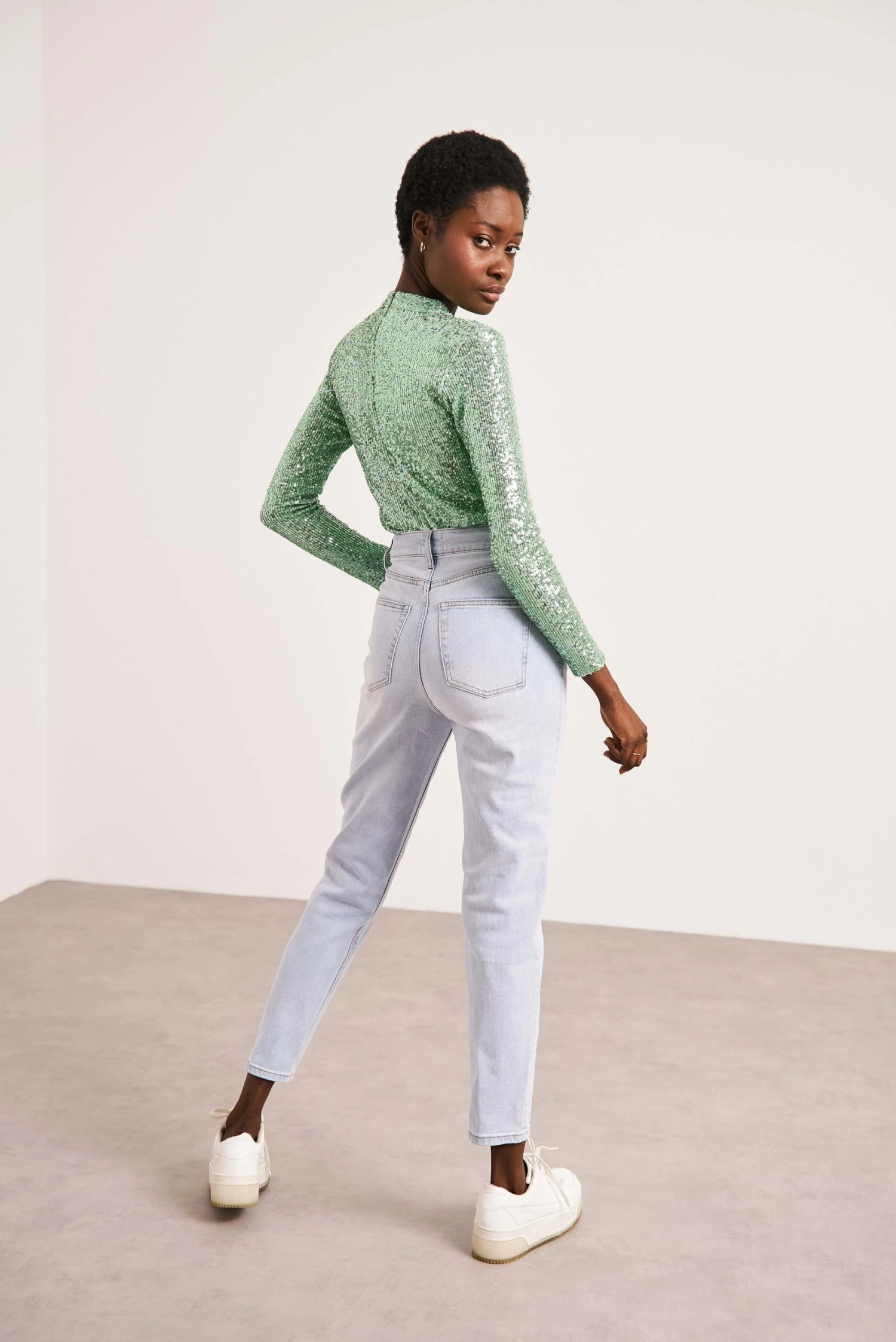 Jean Marie - Denim Très Clair 4 Jean Marie - Denim Très Clair – Image 2