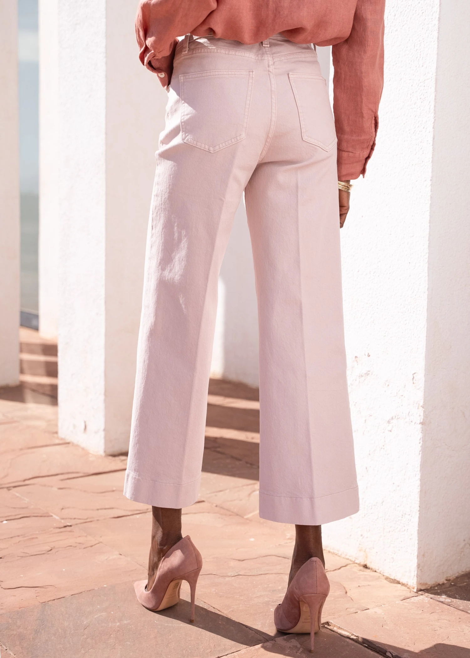 Jean Windy - Denim Rose 5 Jean Windy - Denim Rose – Image 3