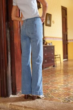 Jean Elena - Denim Bleu Clair 8 Jean Elena - Denim Bleu Clair -Borcelle JD381HDENIM3 b016eb30 bc3b 403f a052 e7ee1e3e0ab6