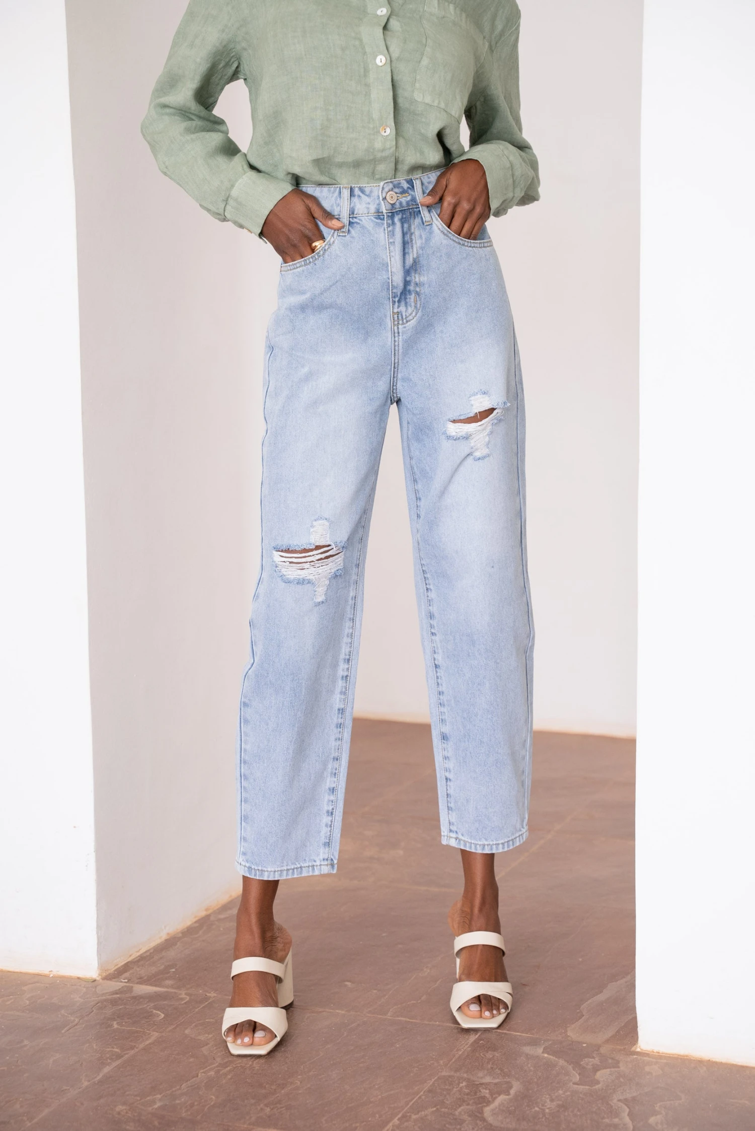 Jean Margot - Denim Très Clair 4 Jean Margot - Denim Très Clair – Image 2